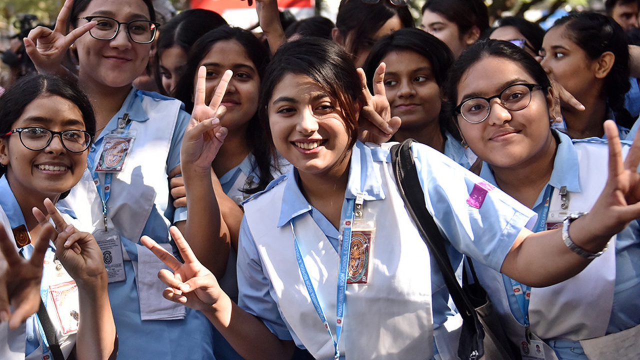 এইচএসসি ও সমমানের ফল প্রকাশ অক্টোবরে