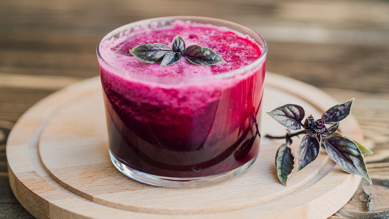 খালি পেটে বিটরুটের জুস: এক গ্লাসেই শরীরে ৫ আশ্চর্য পরিবর্তন